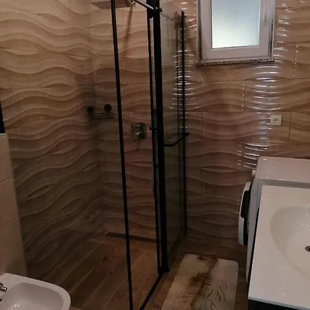 Apartment Valerija I Joso *
