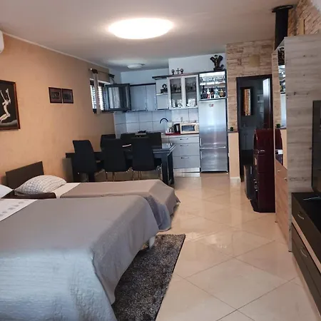 Valerija I Joso Apartman *