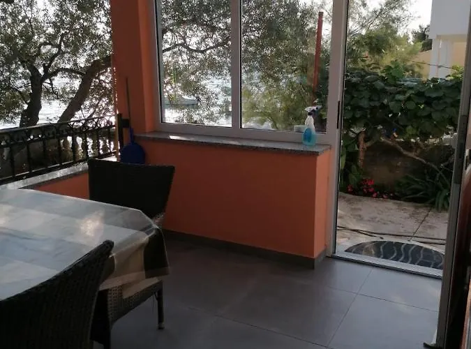 Valerija I Joso * ビビニェ